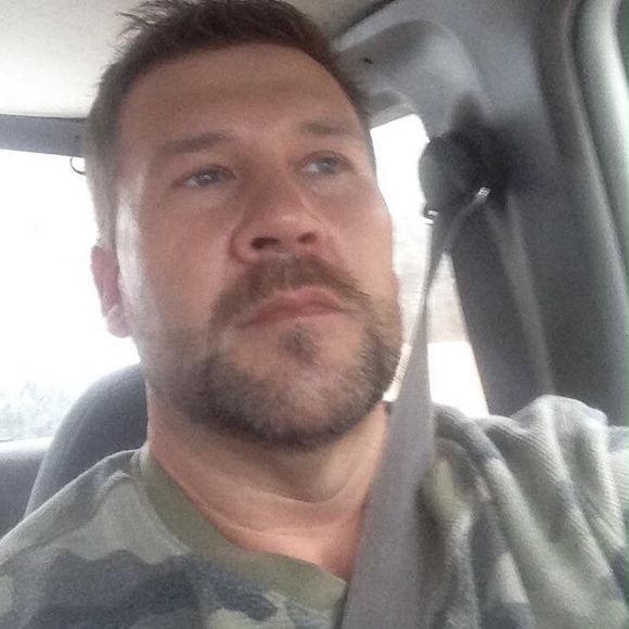 Meet your Posher, Brad - Picture 1 of 1